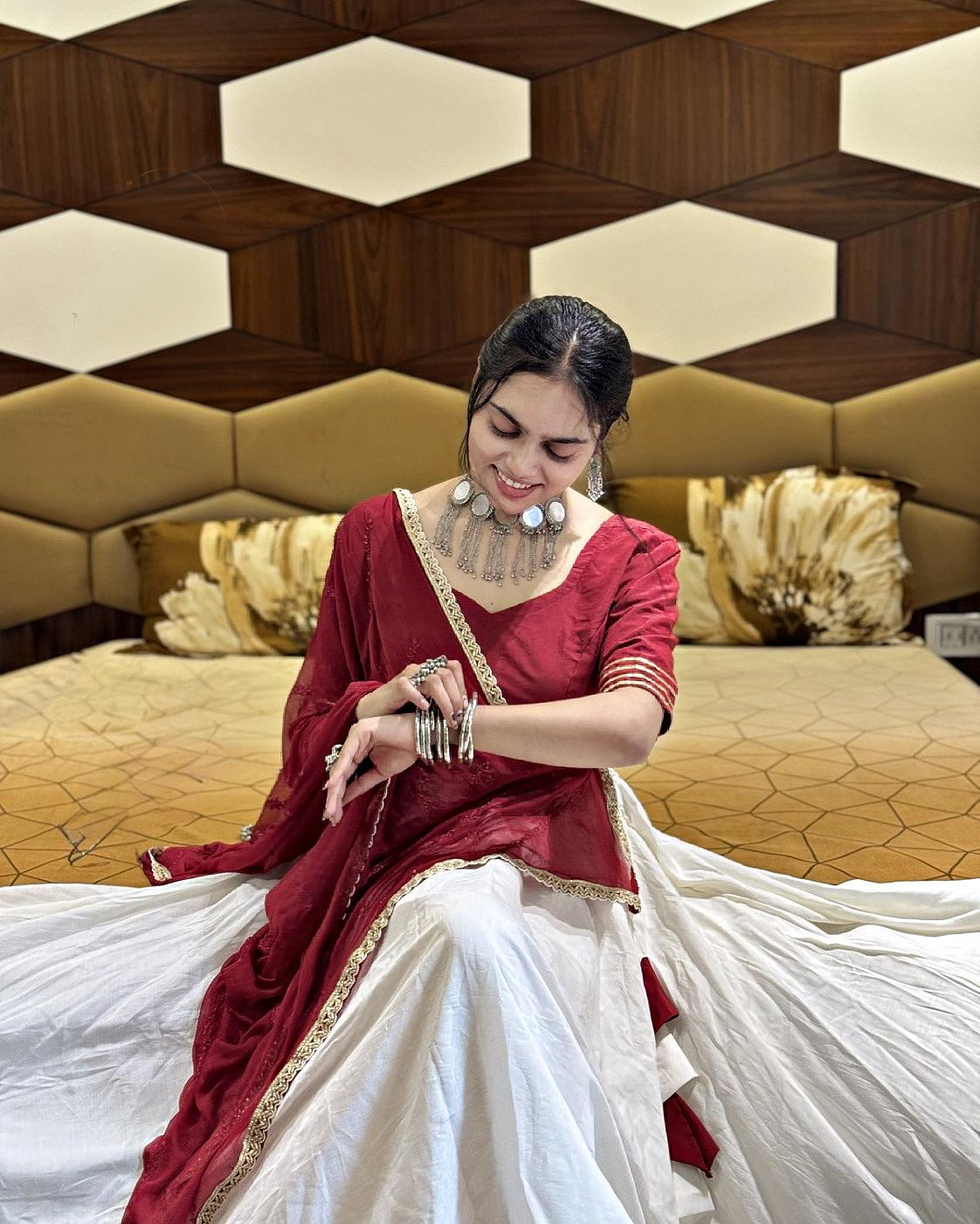 Navratri Special Maroon Blouse & White Flared Chaniya Choli Set | Traditional Mal Cotton Chaniya Choli with Embroidered Dupatta