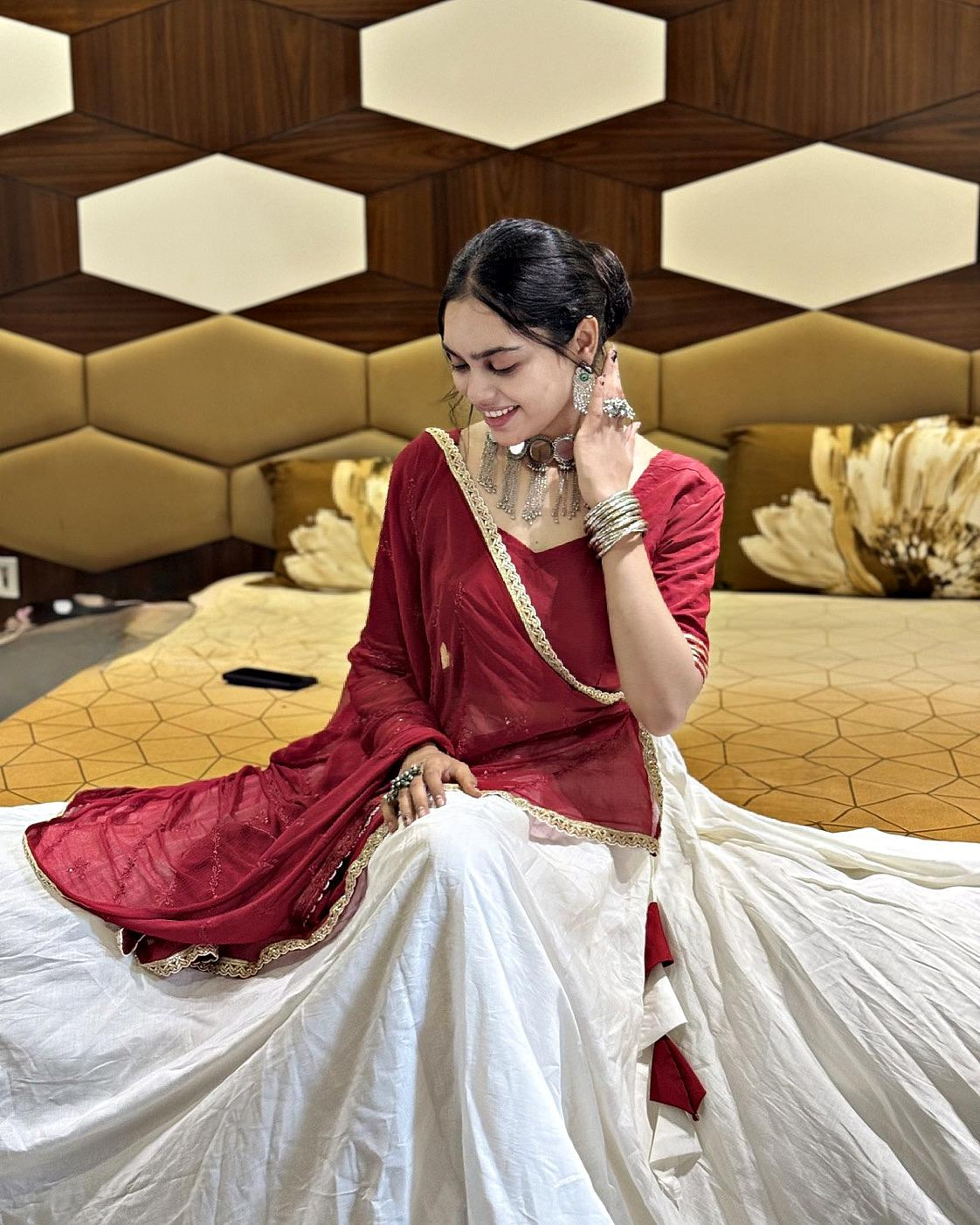Navratri Special Maroon Blouse & White Flared Chaniya Choli Set | Traditional Mal Cotton Chaniya Choli with Embroidered Dupatta